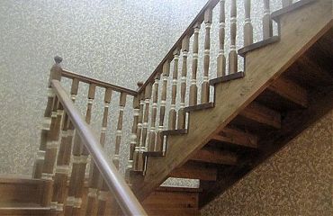 Маршевые лестницы Петродворец (сосна)